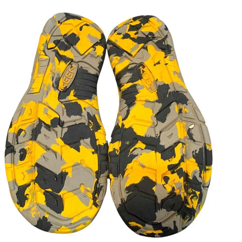 Keen‎ Mens Water Sandals Shoes Straps Closed Toe Yellow Black Outdoor Footwear